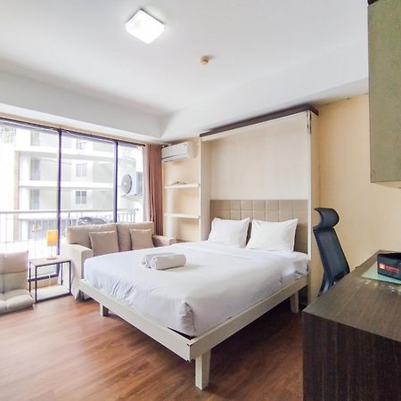 Simply And Comfy Studio Room Apartment Beverly Dago By Travelio Bandung Exterior foto